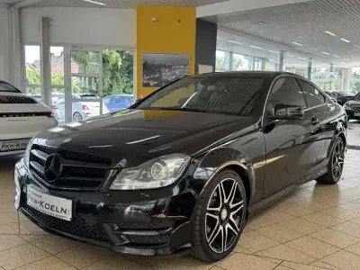 Gebraucht Mercedes C250 AMG line 204 PS (150 kW) 2015 Obsidianschwarz  metallic (metallic) Coupé