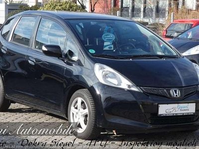 Gebraucht Honda Jazz Trend 99 PS (72 kW) 2012 Crystal black p. Kleinwagen