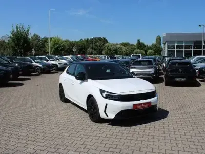 Gebraucht Opel Corsa 101 PS (74 kW) 2024 Weiß Kleinwagen