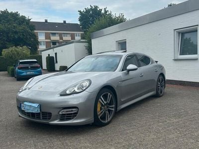 Porsche Panamera Turbo