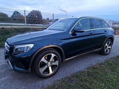 Gebraucht Mercedes GLC250 AMG line 204 PS (150 kW) 2016 Blau SUV
