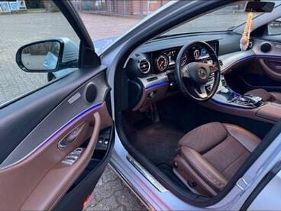 Mercedes E300