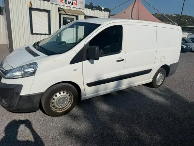 Gebraucht Citroën Jumpy 125 PS (91 kW) 2015 Weiß Van / Kleinbus