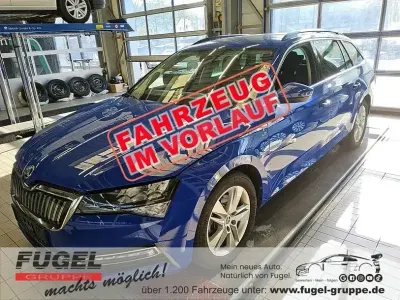 Gebraucht Skoda Superb Ambition 218 PS (160 kW) 2021 Energyblau Kombi