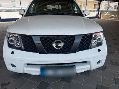 Gebraucht Nissan Pathfinder 171 PS (125 kW) 2008 Weiß SUV