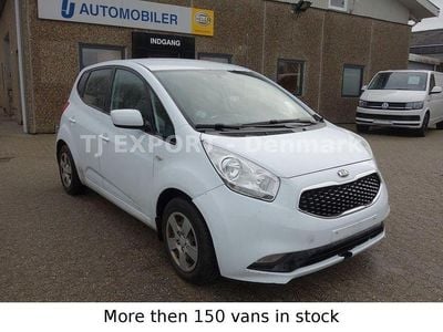 Weiß Gebraucht 2018 Kia Venga Attract Kleinwagen | 2.699 € (Fairer Preis)