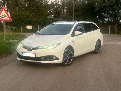 Toyota Auris Touring Sports