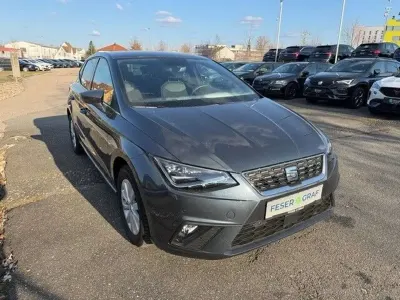 Używany Seat Ibiza XCELLENCE 90 KM (66 kW) 2021 Szary Hatchback