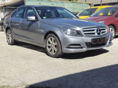 Gebraucht Mercedes C180 156 PS (114 kW) 2011 Palladiumsilber  metalliclack Limousine
