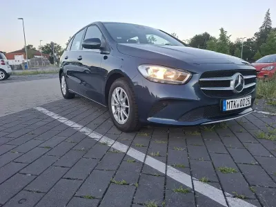 Gebraucht Mercedes B180 116 PS (85 kW) 2020 Kleinwagen