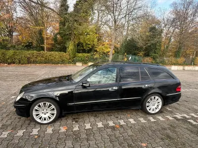 Gebraucht Mercedes E320 Avantgarde 224 PS (164 kW) 2008 Schwarz Kombi
