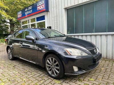 Grau Gebraucht 2008 Lexus IS220 Luxury Line Limousine | 3.990 €