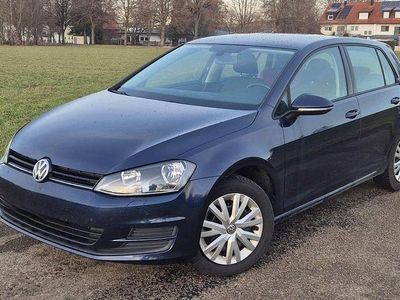 Gebraucht VW Golf VII Comfortline 150 PS (110 kW) 2014 Blau Limousine
