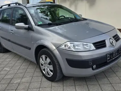 Używany Renault Mégane GrandTour Authentique 113 KM (83 kW) 2005 Żółty Kombi