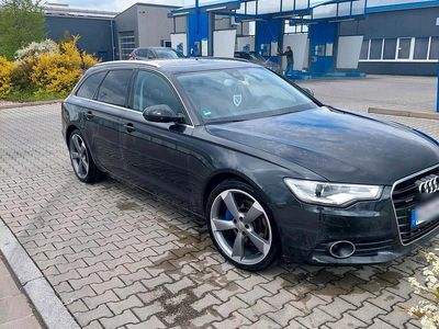 Schwarz Gebraucht 2013 Audi A6 Kombi | 13.000 € (Fairer Preis)