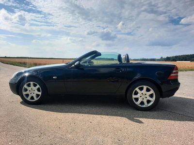 Schwarz Gebraucht 1999 Mercedes SLK200 Cabrio | 7.500 € (Etwas zu teuer)