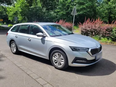 Gebraucht Skoda Octavia Ambition 150 PS (110 kW) 2023 Grau Kombi