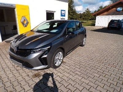 Neu Renault Clio V Evolution 91 PS (66 kW) 2025 Grau Limousine