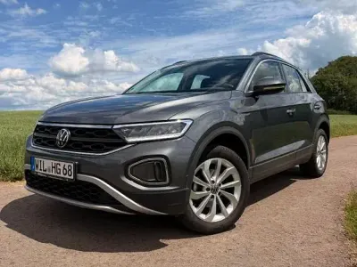 Gebraucht VW T-Roc Life 150 PS (110 kW) 2022 Grau SUV