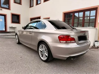 Gebraucht BMW 120 Coupé 177 PS (130 kW) 2009 Gold Coupé