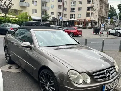 Gebraucht Mercedes CLK200 Avantgarde 184 PS (135 kW) 2009 Grau Cabrio