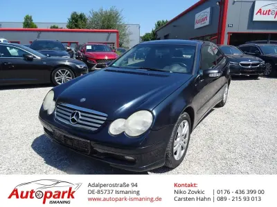 Gebraucht Mercedes C180 129 PS (94 kW) 2001 Smaragdschwarz  metalliclack Coupé