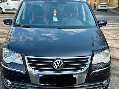 Gebraucht VW Touran Highline 140 PS (102 kW) 2008 Schwarz Van / Kleinbus