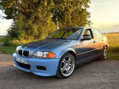 Gebraucht BMW 318 118 PS (86 kW) 2000 Blau Limousine