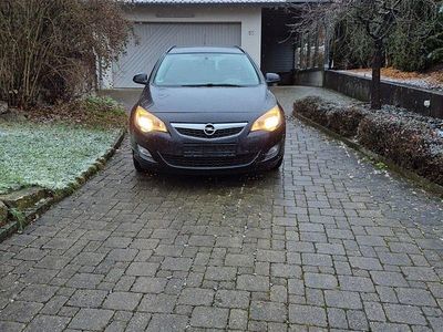 Gebraucht Opel Astra 110 PS (80 kW) 2011 Kombi