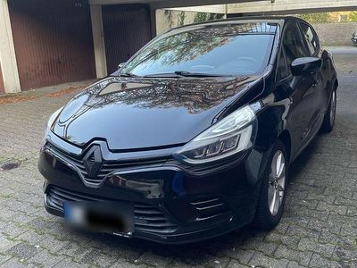 Gebraucht Renault Clio IV LIMITED 73 PS (53 kW) 2016 Schwarz Kleinwagen