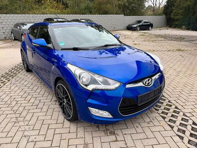 Second-hand Hyundai Veloster 140 CP (102 kW) 2012 Albastru Hatchback