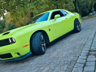 Käytetty Dodge Challenger