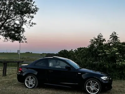 Gebraucht BMW 123 Coupé M Sport 204 PS (150 kW) 2011 Schwarz Coupé
