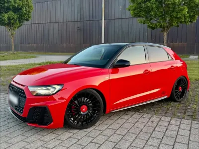 Gebraucht Audi A1 Edition .1 200 PS (147 kW) 2019 Rot SUV
