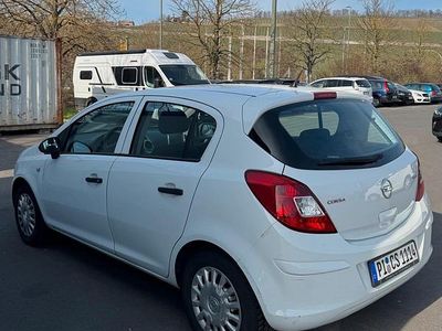 Usata Opel Corsa Edition 69 CV (50 kW) 2013 Bianco Utilitaria