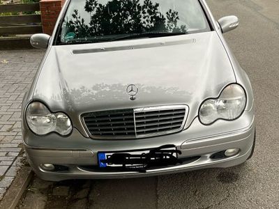 Mercedes C240