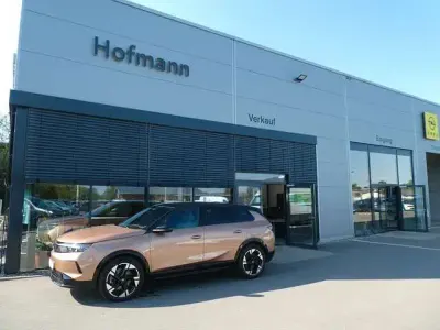 Gebraucht Opel Grandland Electric 156 kW (213 PS) 2024 Impakt kupfer (metallic) SUV