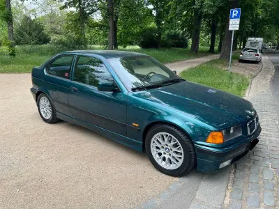 Brugt BMW 325 Sport Line 170 HK (125 kW) 1997 Grøn Sedan