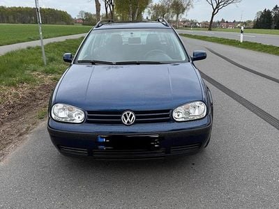 Usata VW Golf IV 105 CV (77 kW) 2005 Blu Station wagon