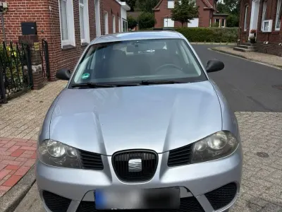 Gebraucht Seat Ibiza 69 PS (50 kW) 2009 Silber Kleinwagen