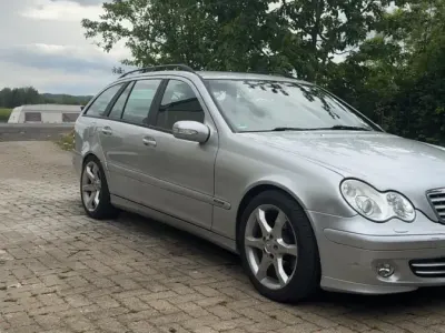 Gebraucht Mercedes C200 163 PS (119 kW) 2005 Silber Kombi
