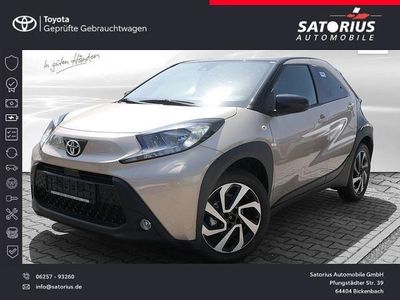 Neu Toyota Aygo X 72 PS (52 kW) 2025 Beige SUV
