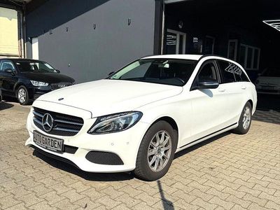 Gebraucht Mercedes C180 156 PS (114 kW) 2017 Weiß Kombi
