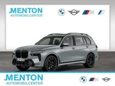 Neu BMW X7 M Sport 352 PS (258 kW) 2025 Schwarz SUV