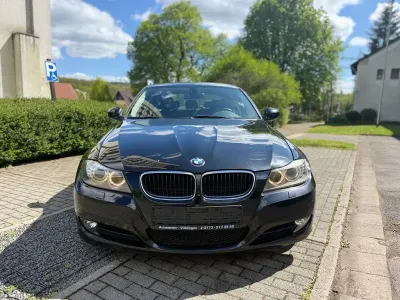 Brugt BMW 318 Comfort Edition 143 HK (105 kW) 2011 Sort Sedan