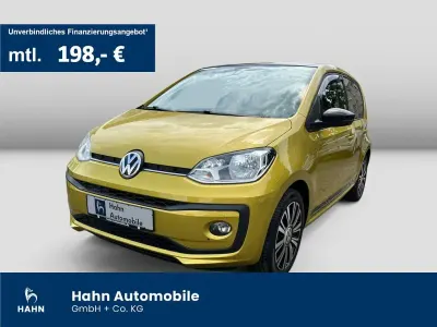 Gebraucht VW up! high up! 75 PS (55 kW) 2016 Honey yellow metallic Kleinwagen