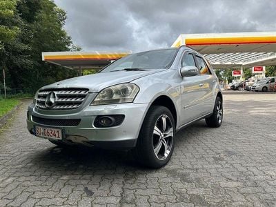 Mercedes ML320