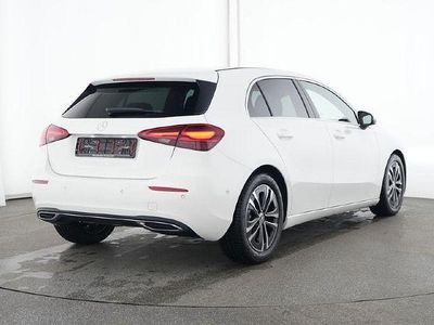 Gebraucht Mercedes A180 Advanced 136 PS (100 kW) 2024 Polarweiss  unilack Kleinwagen