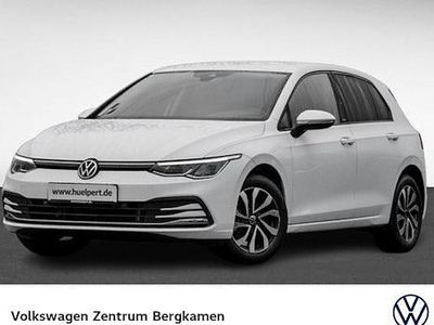 Pure white Gebraucht 2022 VW Golf Active Limousine | 18.965 € (Guter Preis)