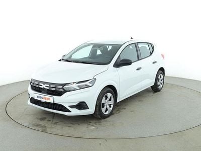 Gebraucht Dacia Sandero Essentiel 91 PS (66 kW) 2025 Weiß Limousine